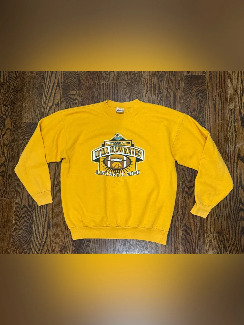 Vintage 2005 University of Iowa Hawkeyes Capital One Bowl Crewneck Sweatshirt L